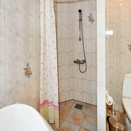 6 Person Holiday In Henne هين ستراند